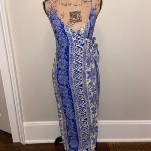 NWT Urban outfitters beautiful midi pattern Dress!